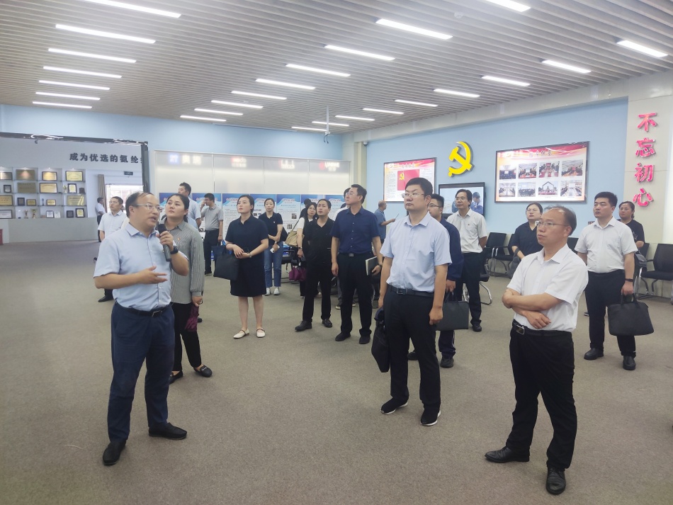 2024年7月17日，市國資委系統(tǒng)在公司開展“三組聯(lián)建”現(xiàn)場觀摩1（公司展廳）_副本